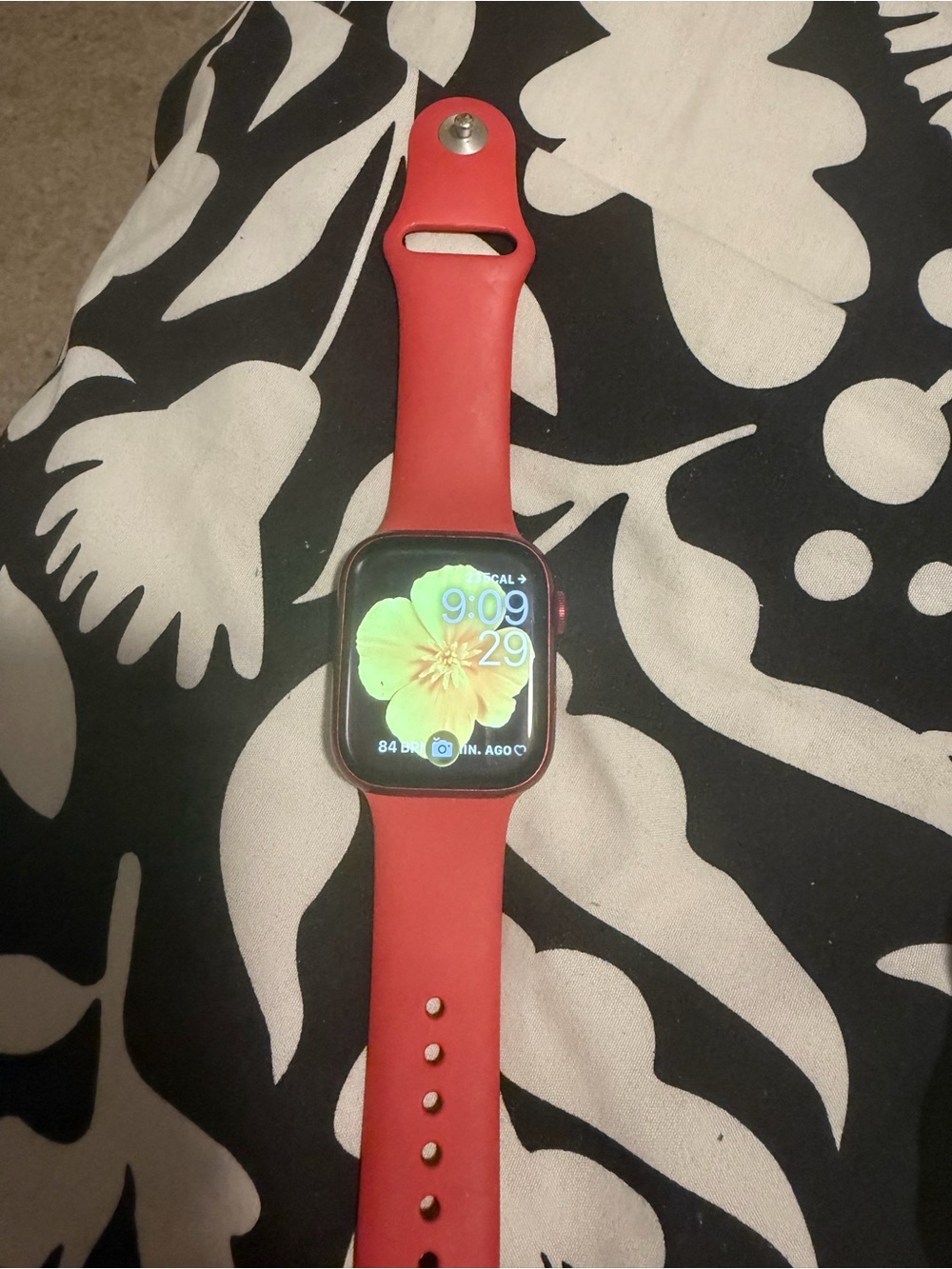 Apple Watch Series 7 45mm GPS PRODUCT RED + Charger